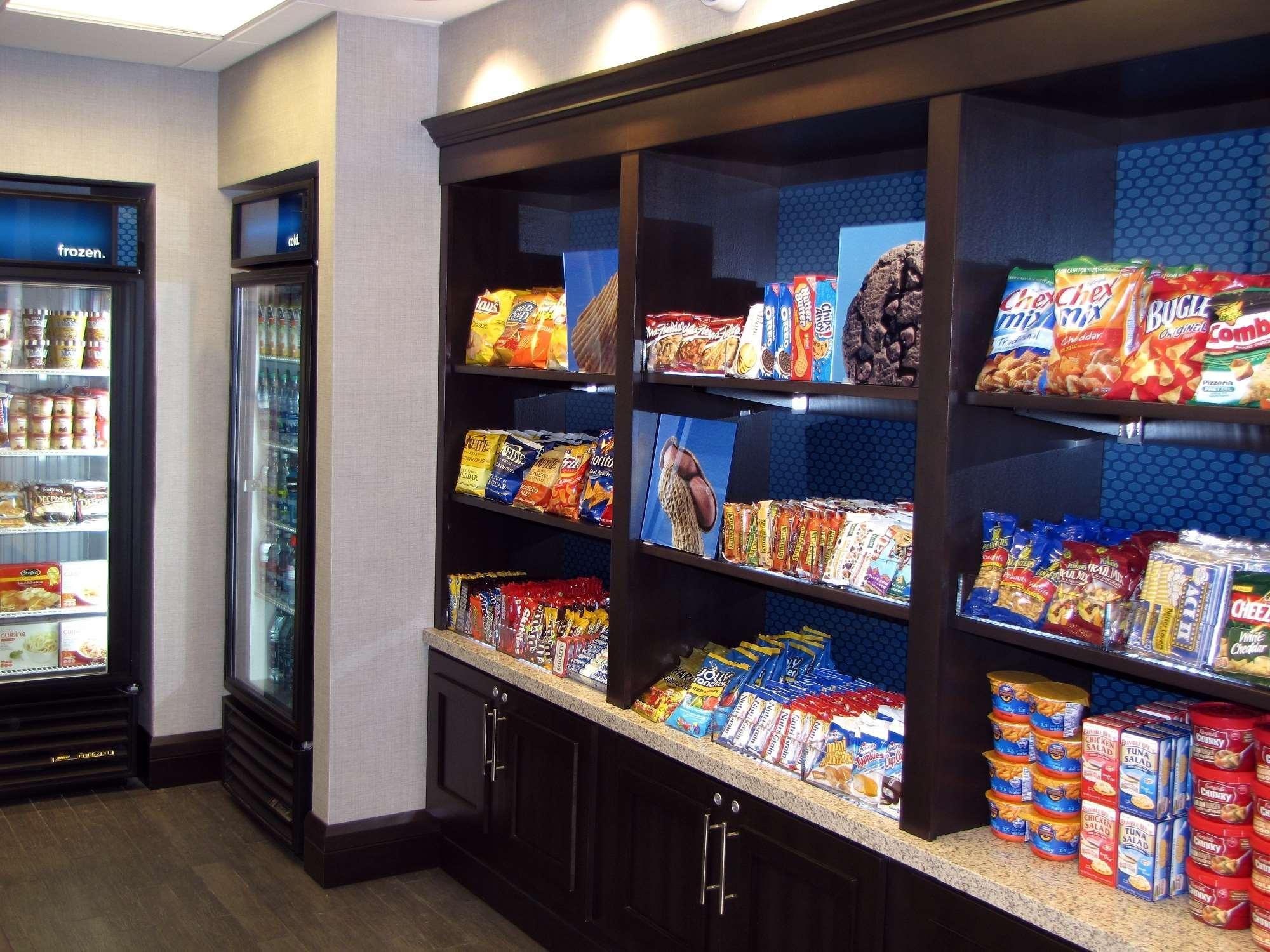 Hampton Inn & Suites Columbia South Fort Meade Area Екстериор снимка